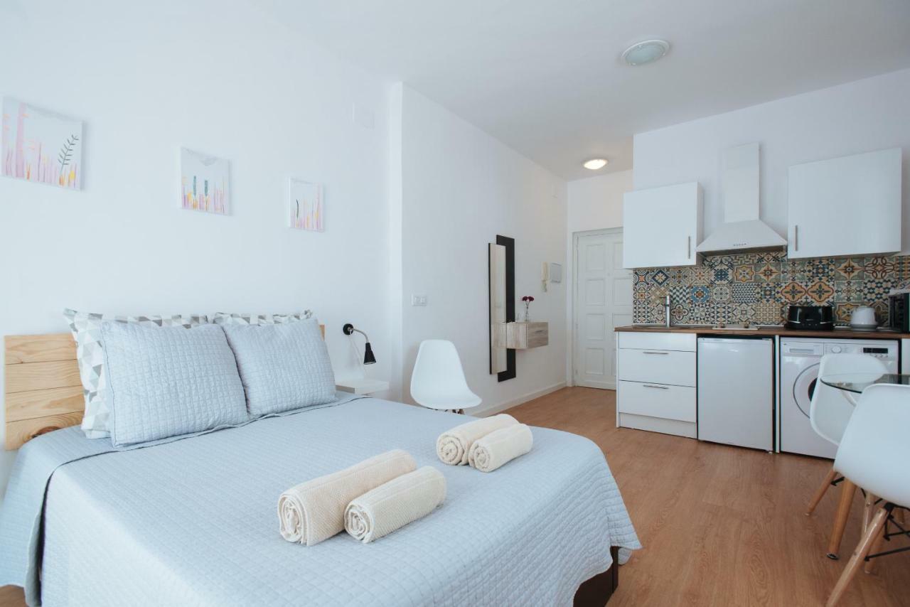 Charming Terrace - Sunny Chill Out Terrace Διαμέρισμα Σεβίλλη Εξωτερικό φωτογραφία